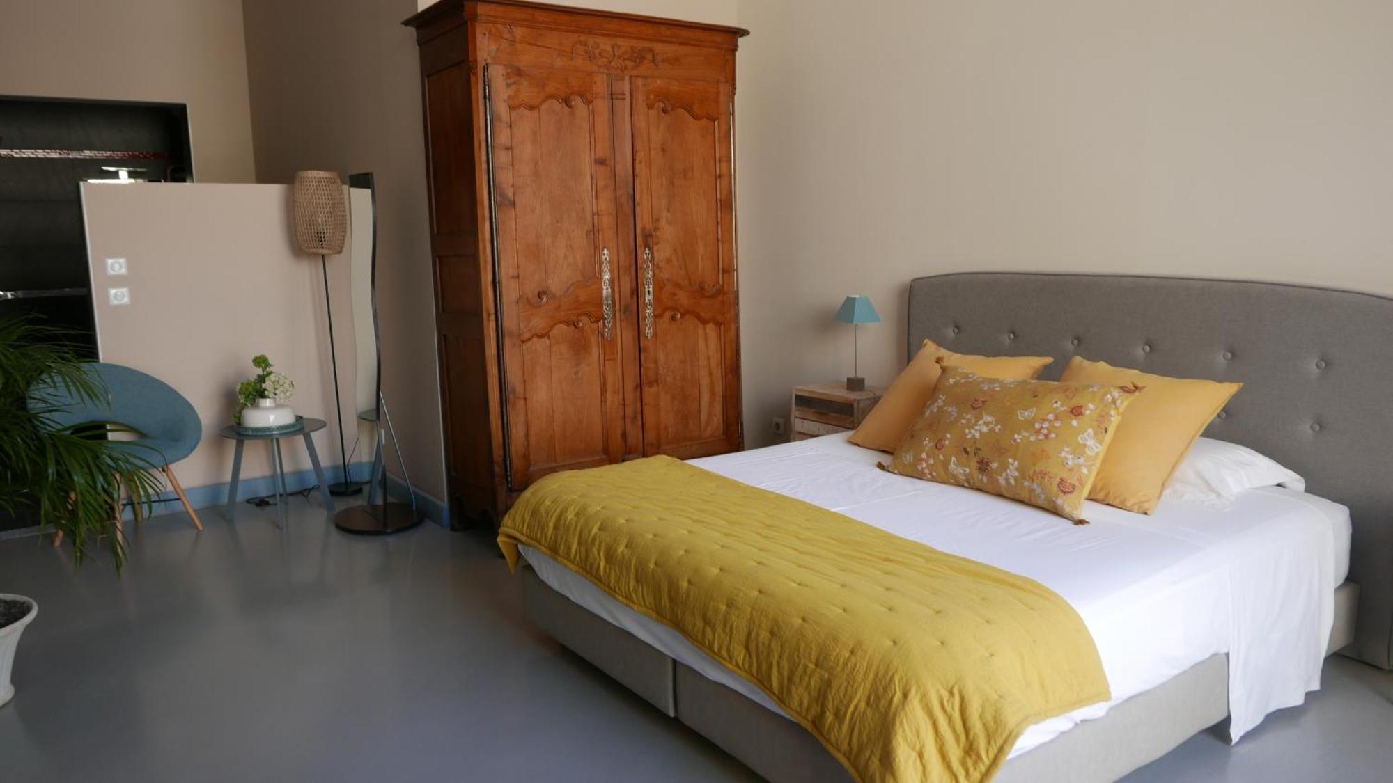 L'Escampe Bed & Breakfast Saturargues Екстериор снимка